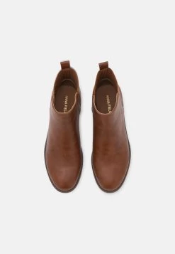 Korte Laarzen - Cognac 11 Korte Laarzen - Cognac -Mode Dameskleding Winkel 11dd3605339844e8886e3e1d775ba598