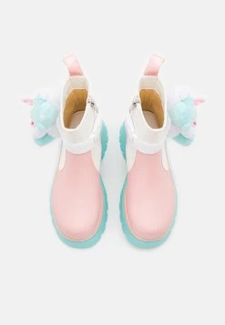 KOI FOOTWEAR Melanie Martinez Sweet Teddy Bear Platform Boots - Korte Laarzen - Blue/Pink/White 11 KOI FOOTWEAR Melanie Martinez Sweet Teddy Bear Platform Boots - Korte Laarzen - Blue/Pink/White -Mode Dameskleding Winkel 306889d4318e47c3abcf04060b3004bb