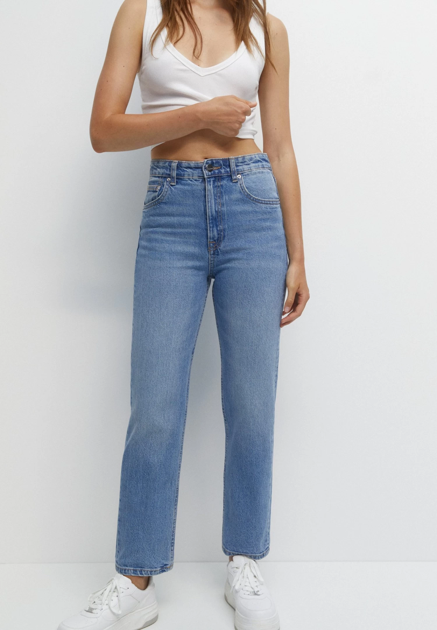 PULL & BEAR High Waist - Straight Leg Jeans - Stone Blue Denim 1 PULL & BEAR High Waist - Straight Leg Jeans - Stone Blue Denim