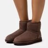 Ugg Classic Mini - Korte Laarzen - Burnt Cedar