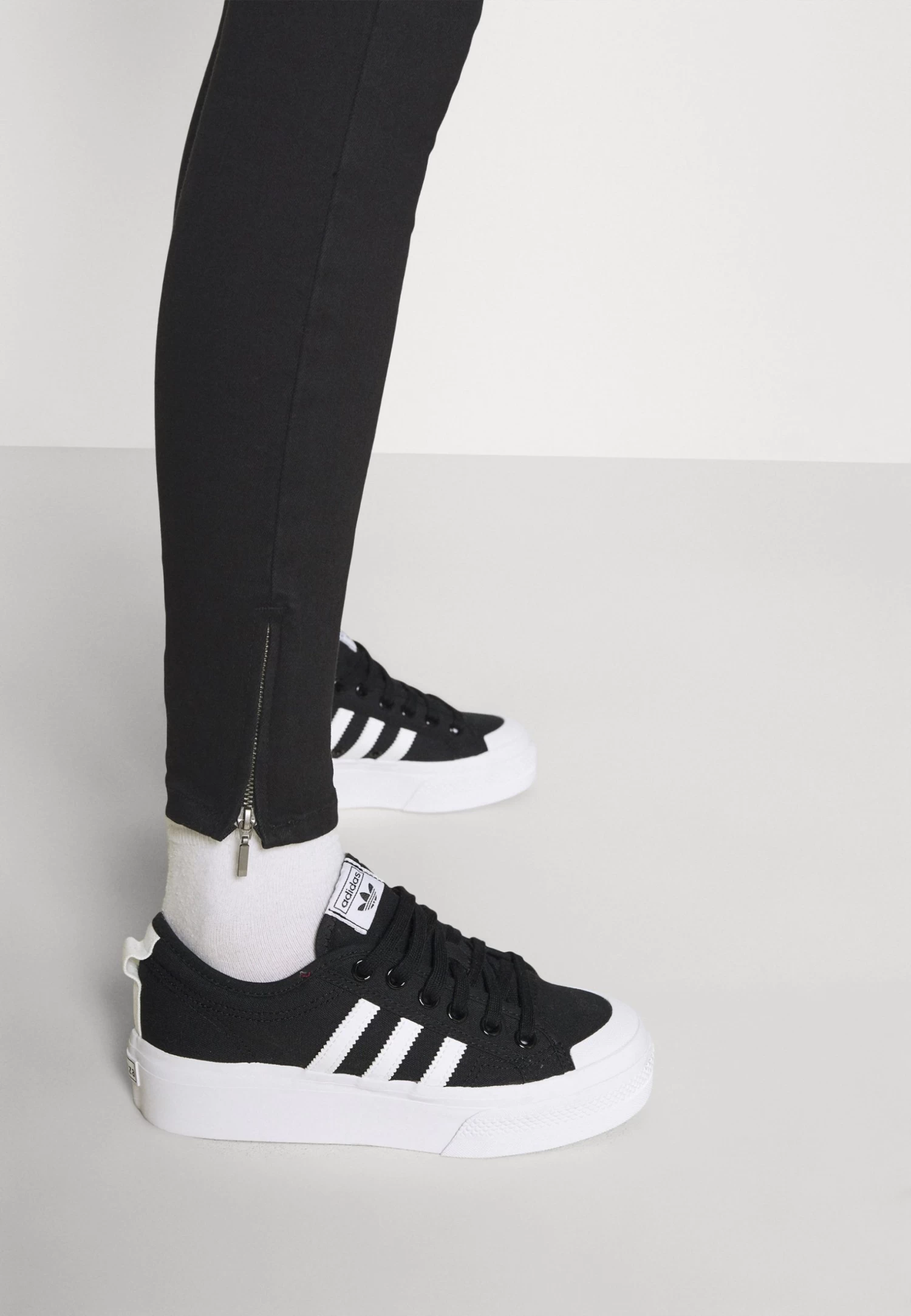 Noisy May Nmkimmy Ank Dart - Jeans Skinny Fit - Black Denim 4 Noisy May Nmkimmy Ank Dart - Jeans Skinny Fit - Black Denim - Afbeelding 4