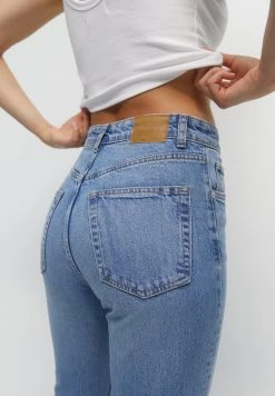 PULL & BEAR High Waist - Straight Leg Jeans - Stone Blue Denim 10 PULL & BEAR High Waist - Straight Leg Jeans - Stone Blue Denim -Mode Dameskleding Winkel d1b32046722c4ec98bdffde27b2cbbc1