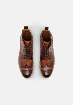 MELVIN & HAMILTON Amelie17 - Veterboots - Brown 11 MELVIN & HAMILTON Amelie17 - Veterboots - Brown -Mode Dameskleding Winkel fafe01e349ce4916b617eb73ff343796