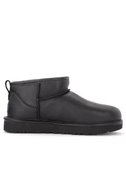 Ugg Korte Laarzen - Nero -Mode Dameskleding Winkel fe6e13a03b4f492794197372e64ad59a